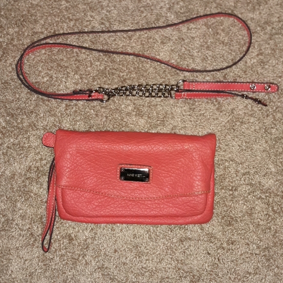 Purse - Picture 3 of 4